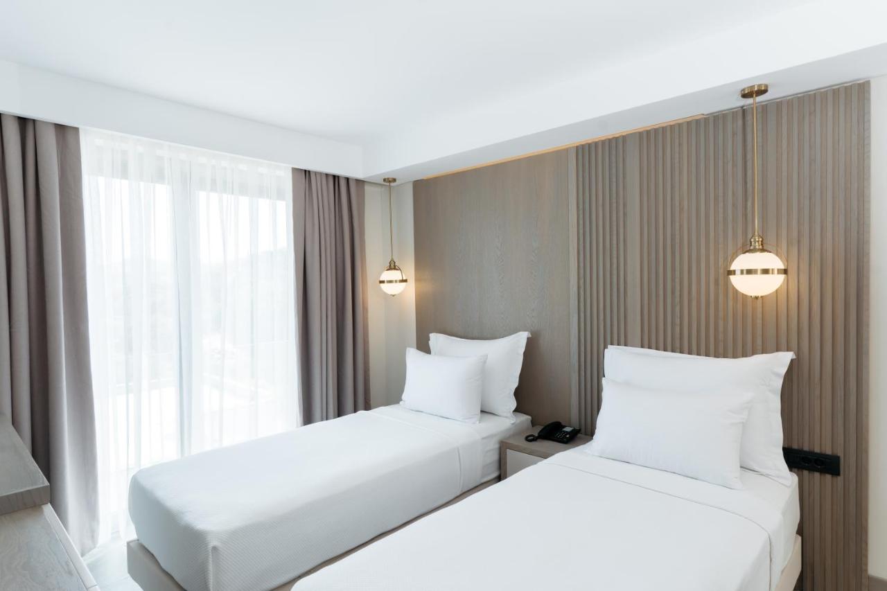 גומושלוק Bodrum Astrid Hotel מראה חיצוני תמונה